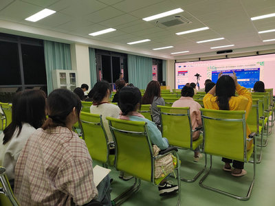 教育項目與科研文獻的研究與開發(fā)——經濟管理學院丘自強教授學術講座綜述